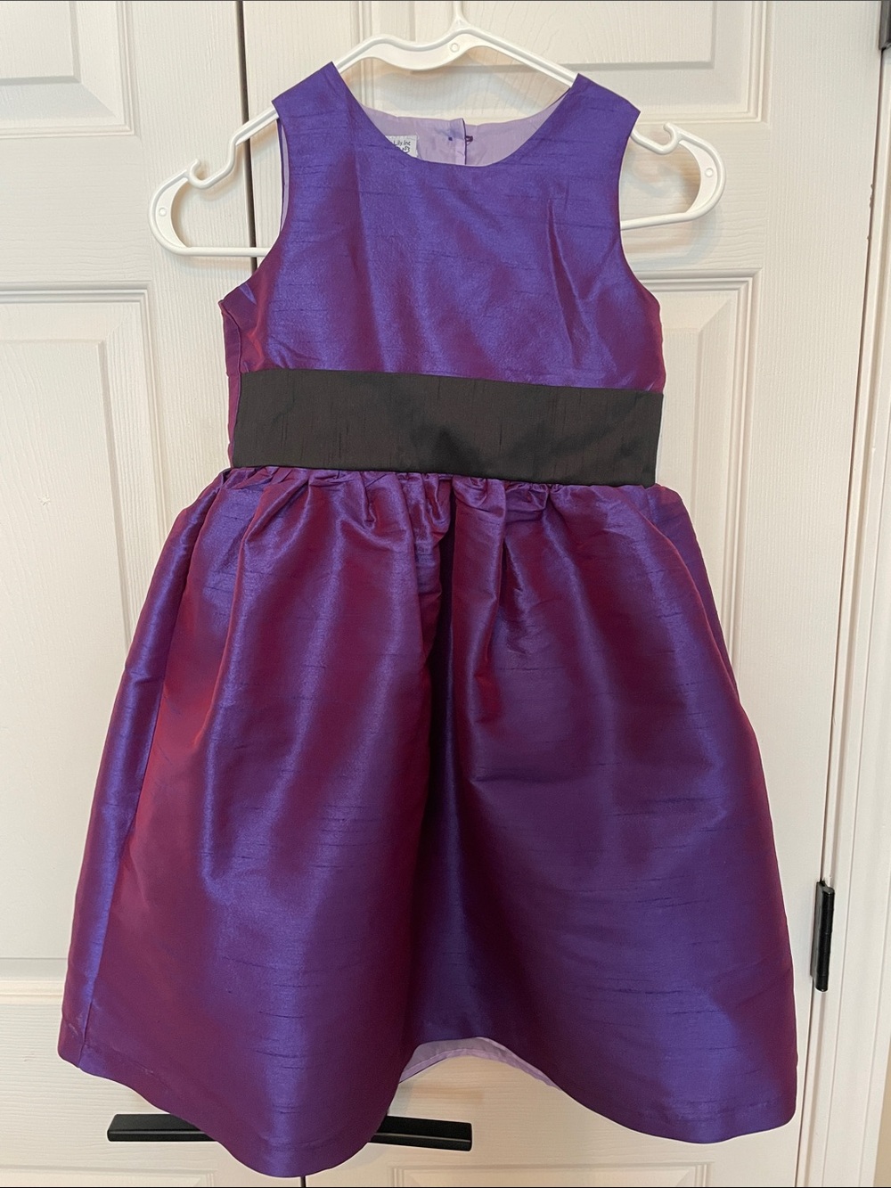 Naa Lily Classic Purple Satin Girls' Party Dress with Black Waistband‎ Size 8